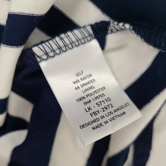 EUC Emerald Sundae Cold/Off Shoulder Womens Sz XL Navy Blue White Striped Dress - Picture 8 of 8